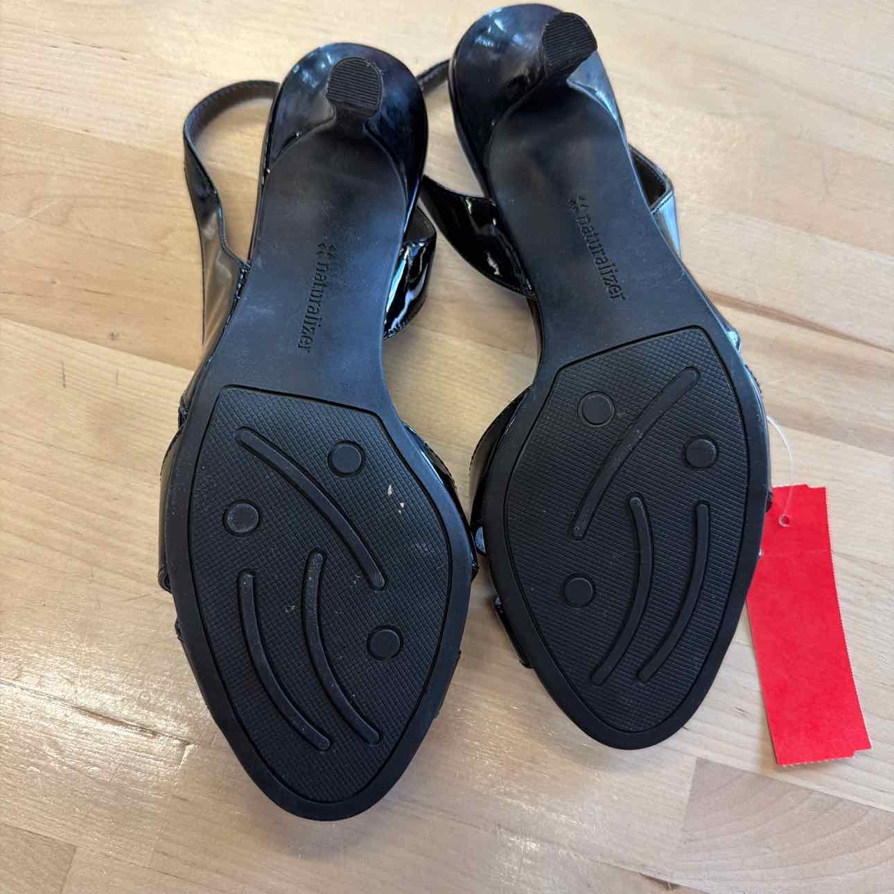 Naturalizer Size 7.5 Black Used Pumps