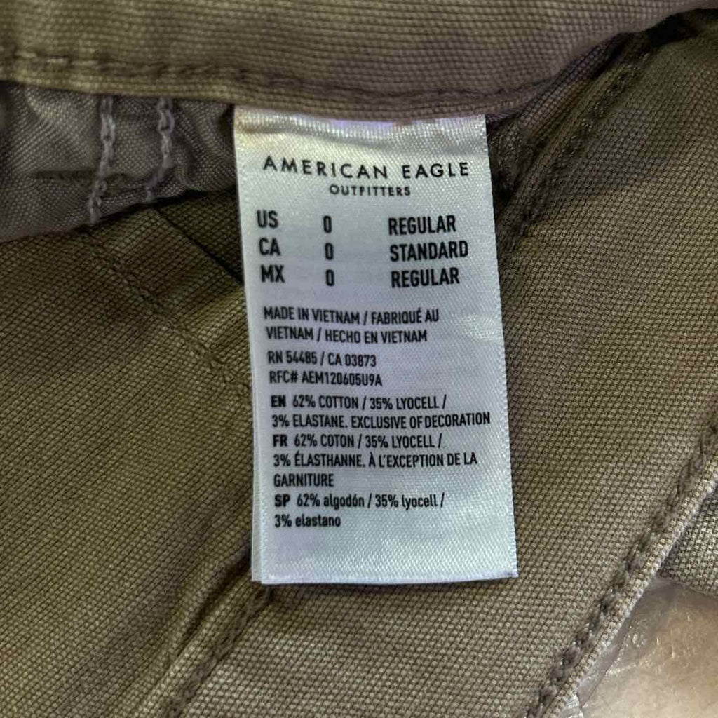 American Eagle Size 0 Khaki Preloved Cargo