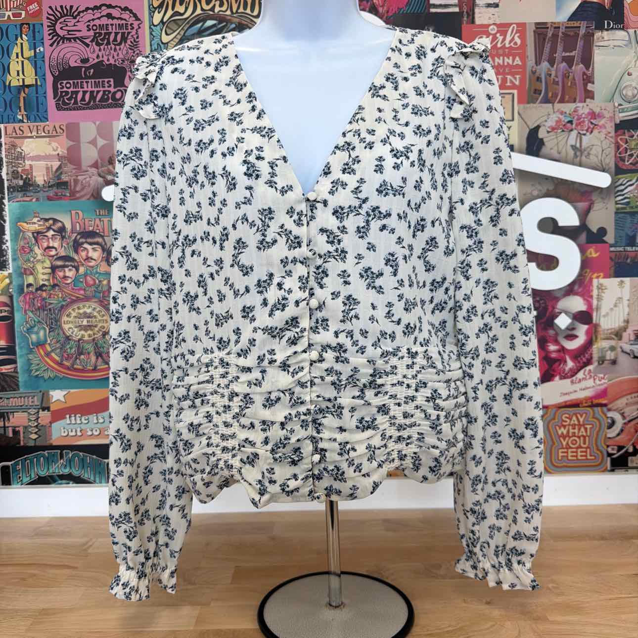 1.State Size M Blue Preloved Longsleeve