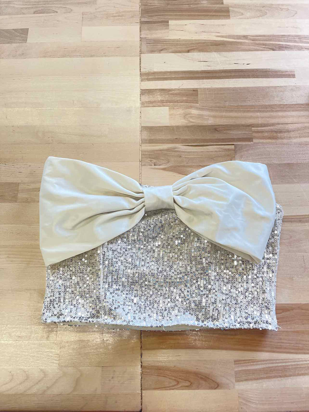Wild Fox Size M Gold Sequined Preloved Tube
