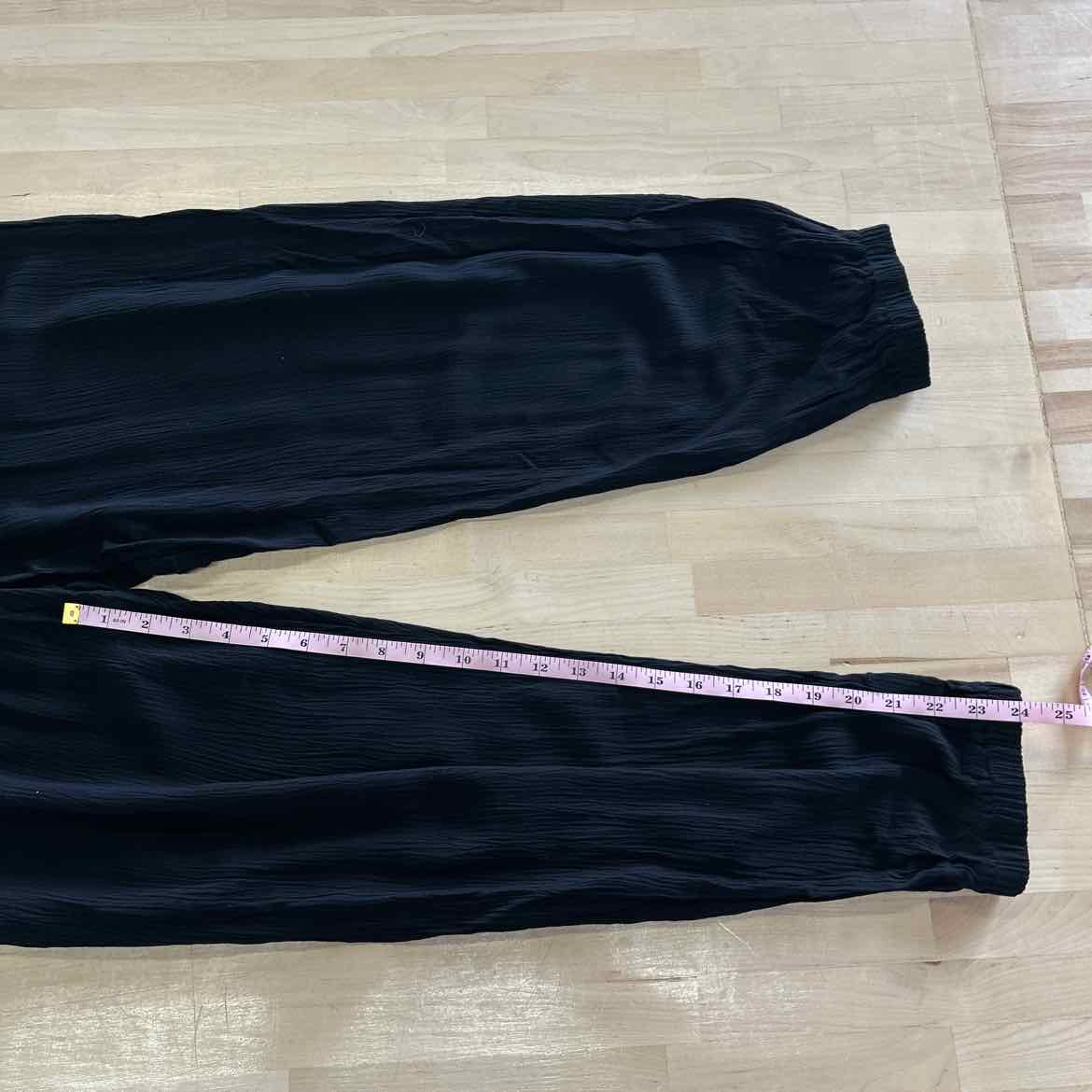 Kingston Grey Juniors' Smocked Jogger Pants - Black