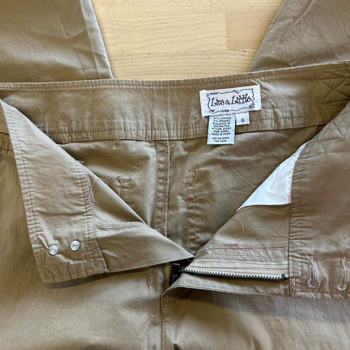 Live a little Size 6 Khaki Cotton New cargo