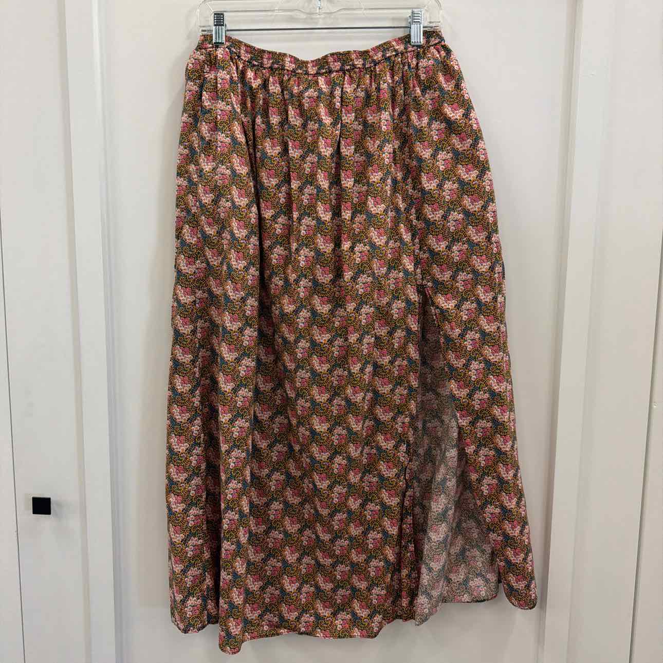 J Crew Size M Floral Print Preloved Skirt