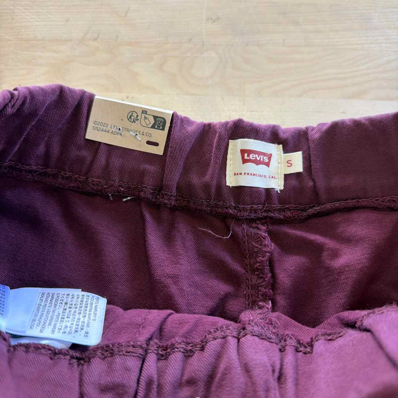 Levi's Women's Mid-Rise Essential Joggers - Merlot