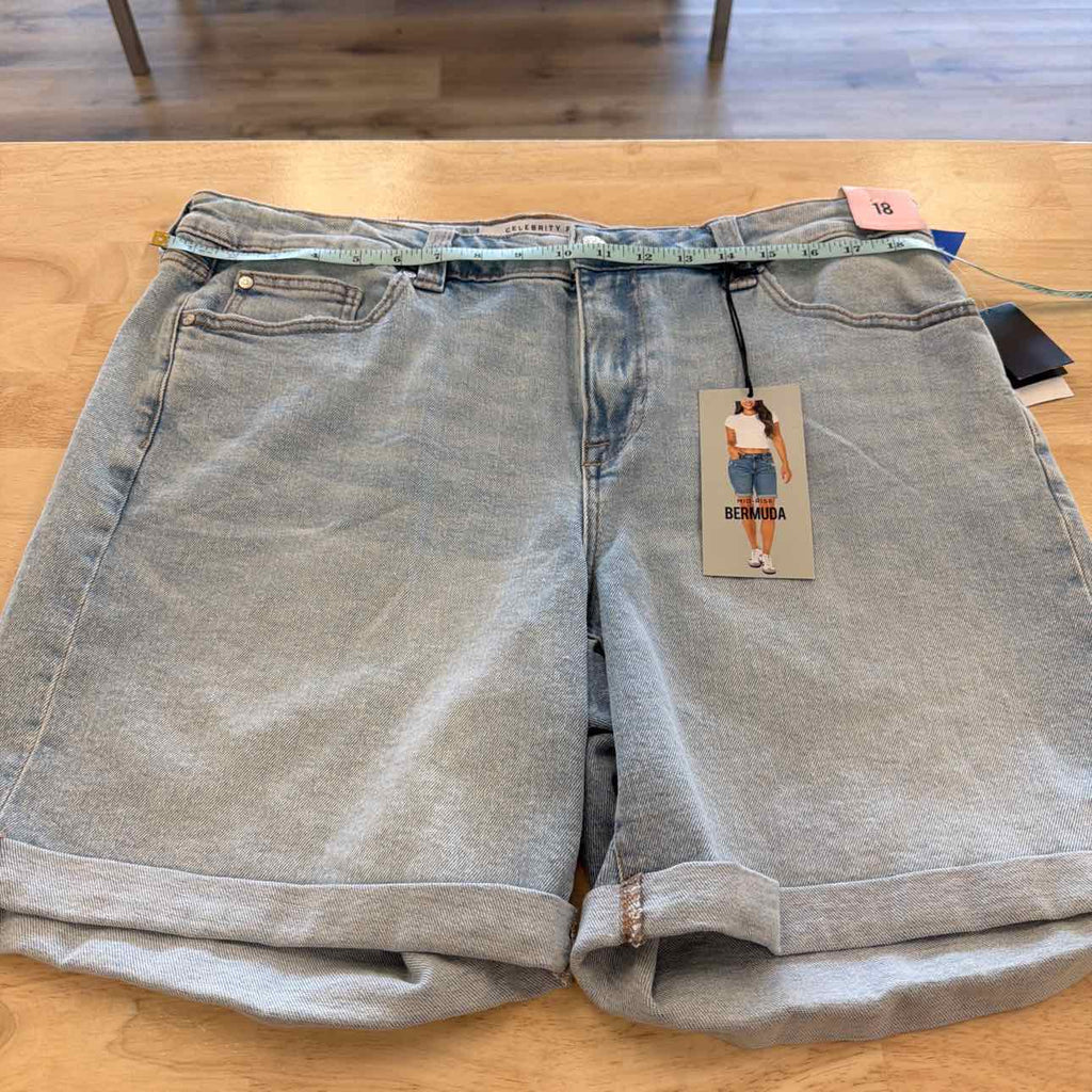 Celebrity pink Women Size 18 Blue New Shorts