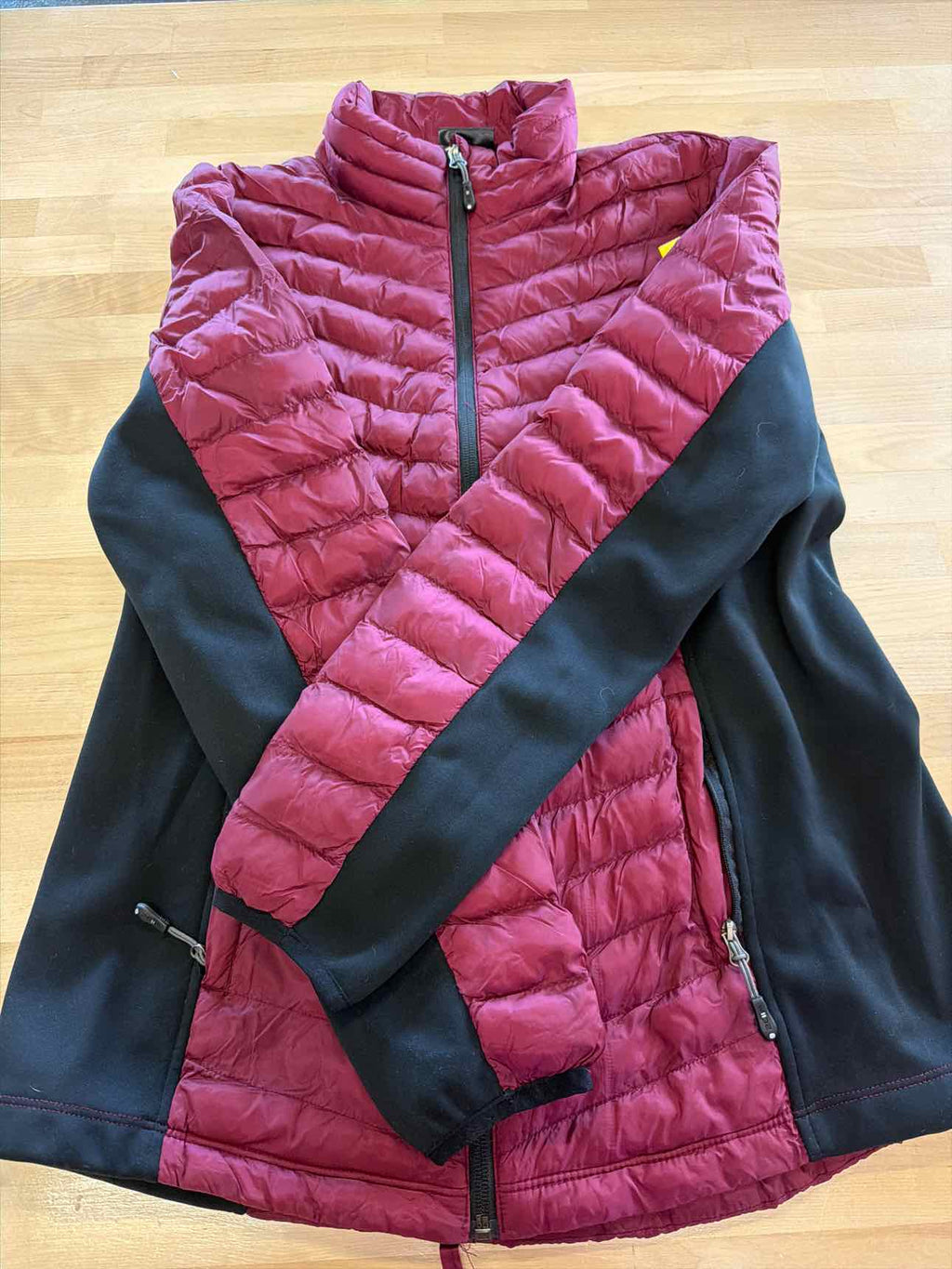 32 degrees Size M Red Jacket