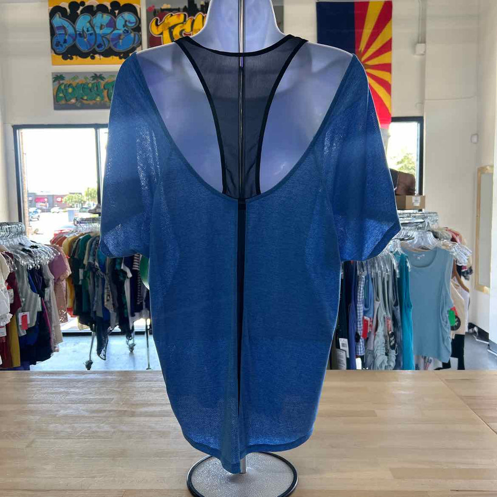 Lucy Size L Blue Preloved Athletic Tee