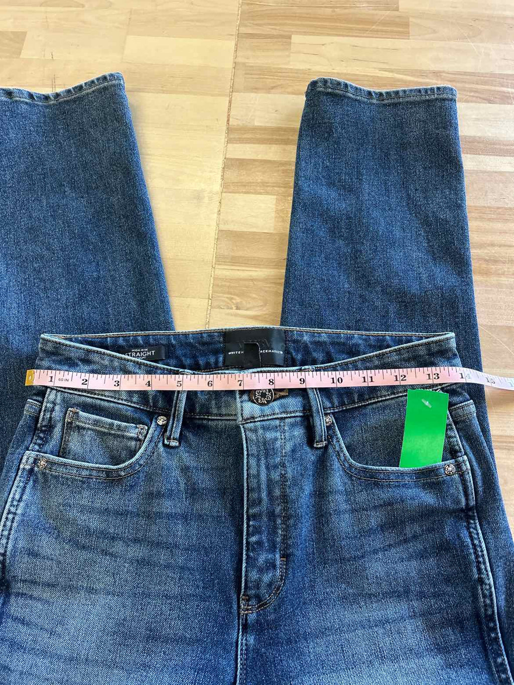White House Black Market Size 4 Blue Denim Preloved Jeans