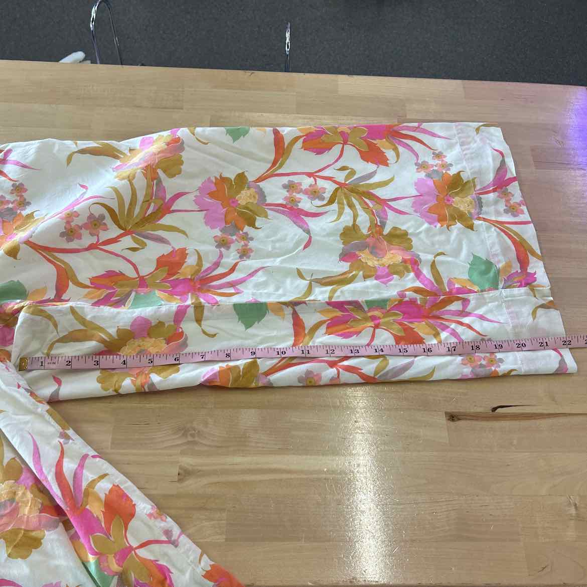 Taylor Size 10 White Pink Preloved Dress