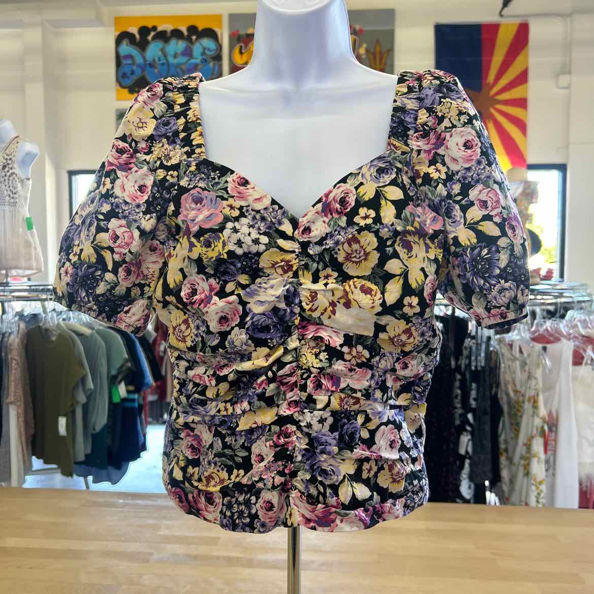 IN SF Size M Pink Yellow Preloved Blouse SS
