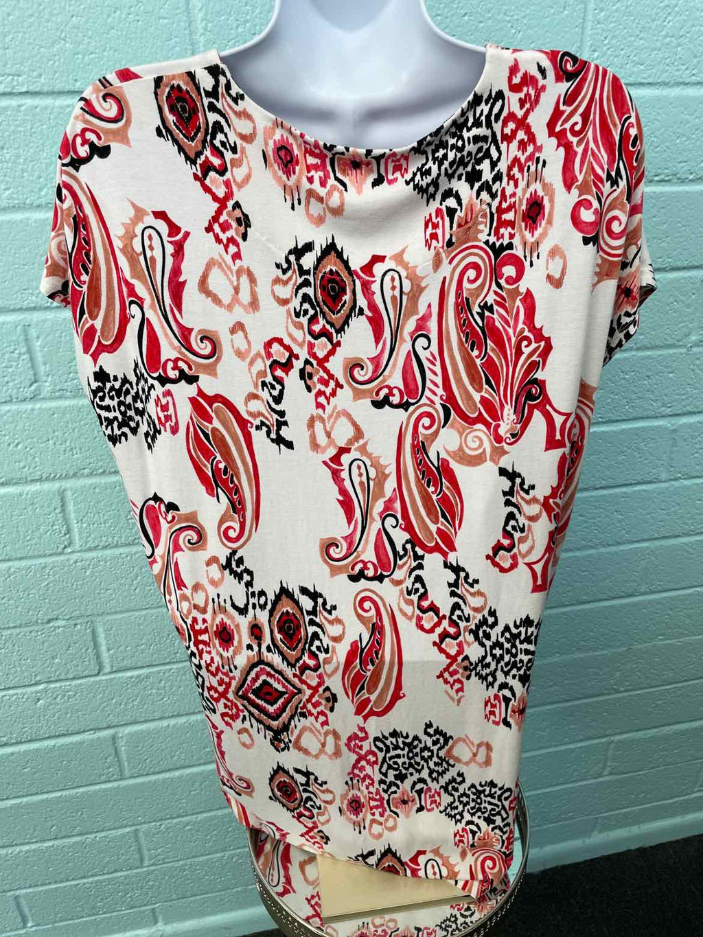 Chico's Size 1 Red & white Tunic