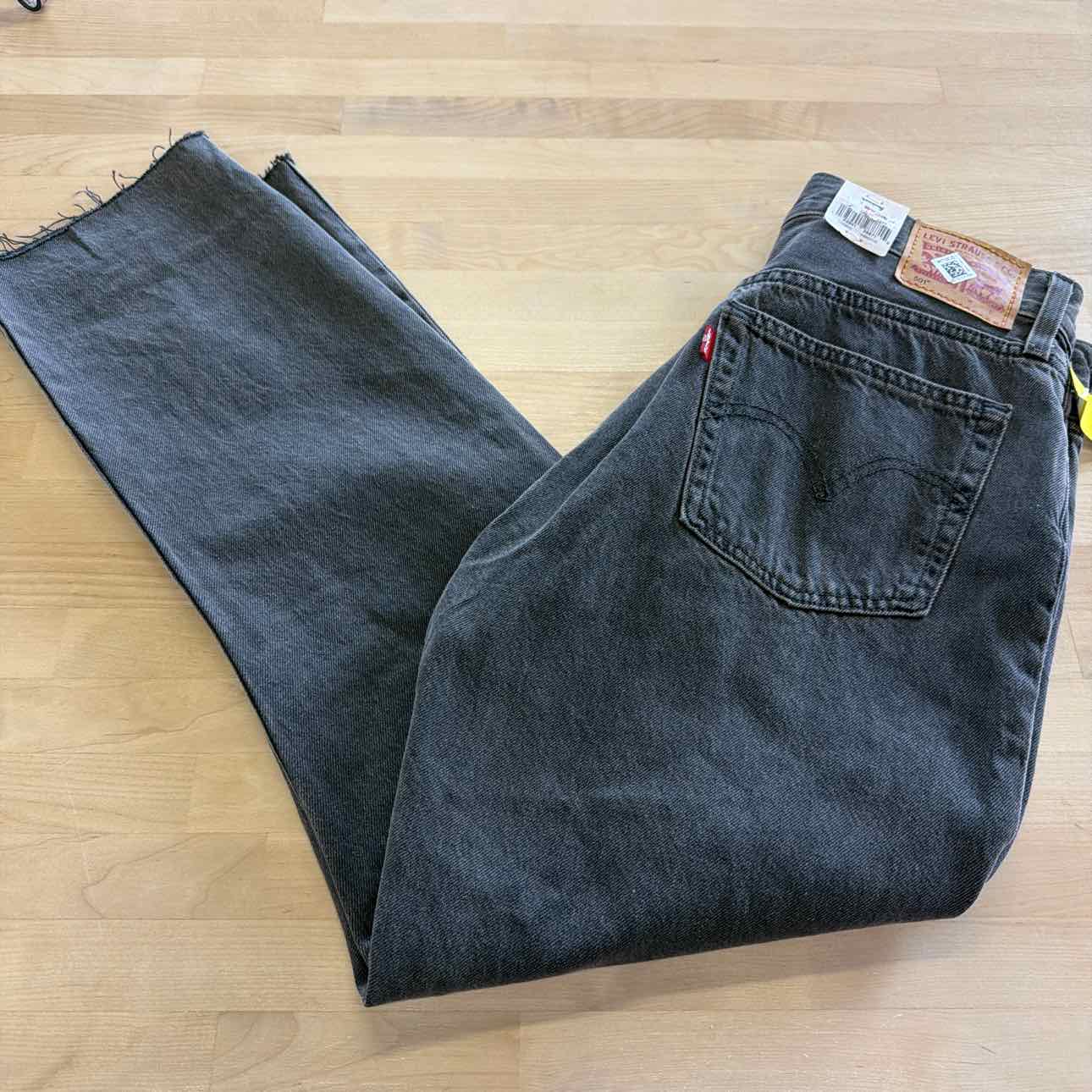 Women's Levi's 501 Crop Original Straight Jeans