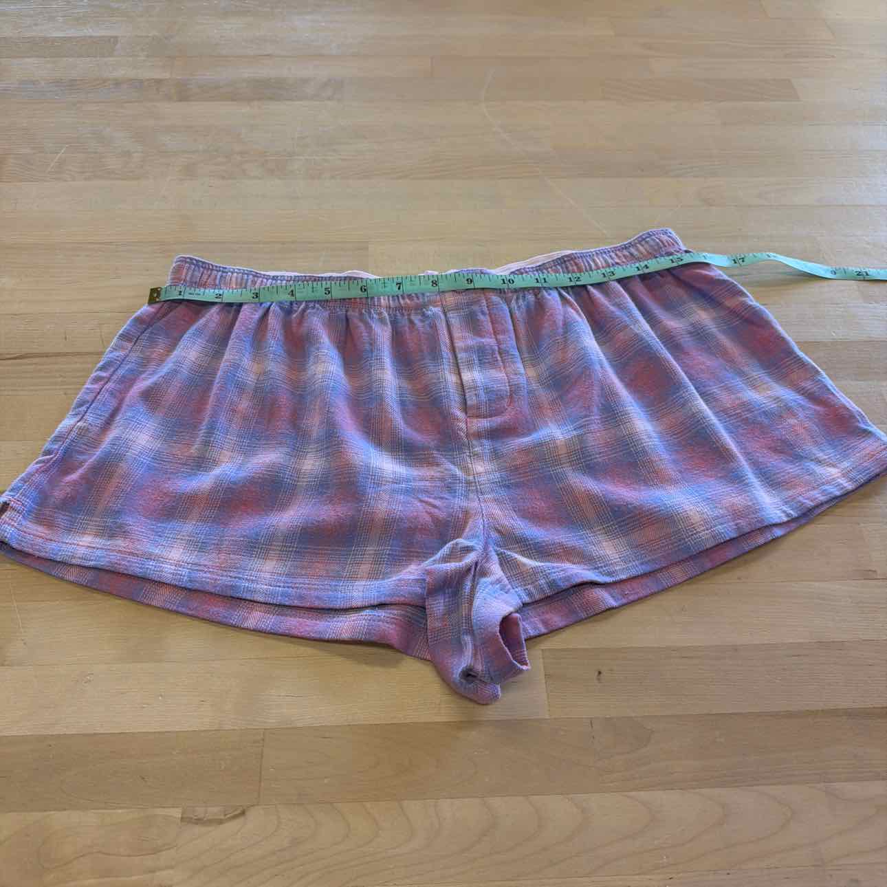 Skims Women Size M Pink/Purple Preloved Shorts