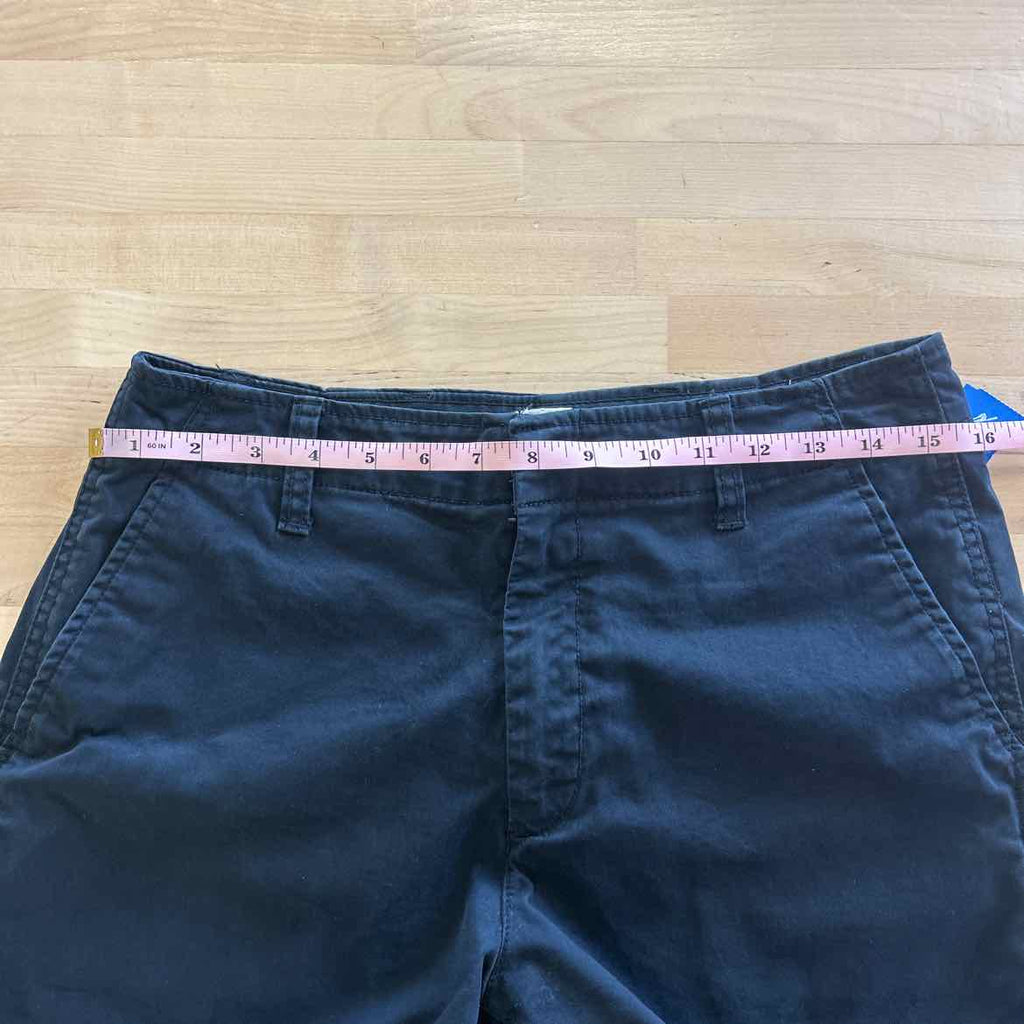 Gap Women Size 6 Black Preloved Shorts