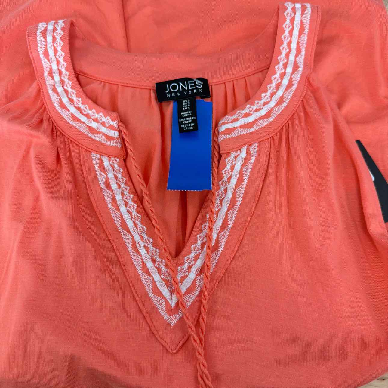 Jones New York Size S Embroidered Halter Top