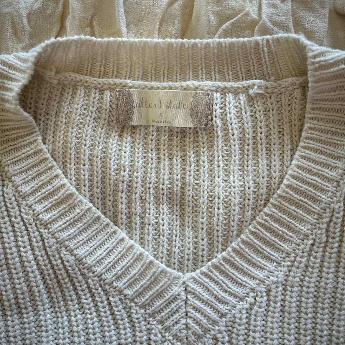 Altard State Size S Cream Preloved Sweater