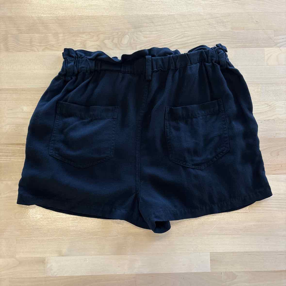 Steve Madden Size S Black Shorts