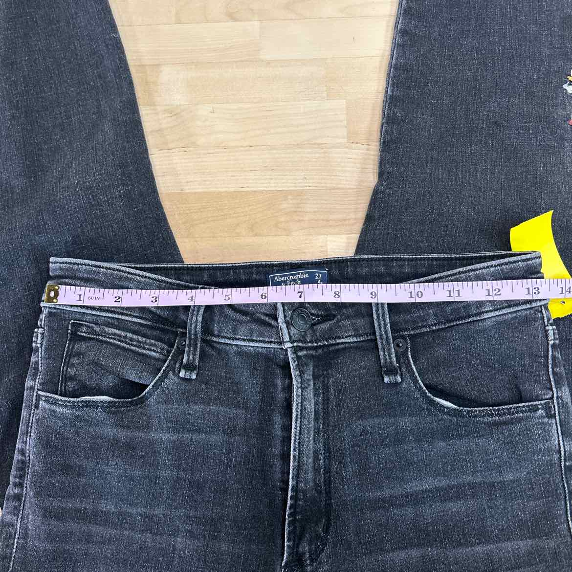 Abercrombie Size 4 Gray Preloved Jeans