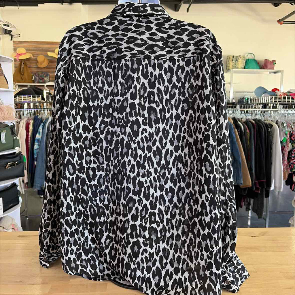 Jones New York Size XL Black & White Preloved Button Down LS