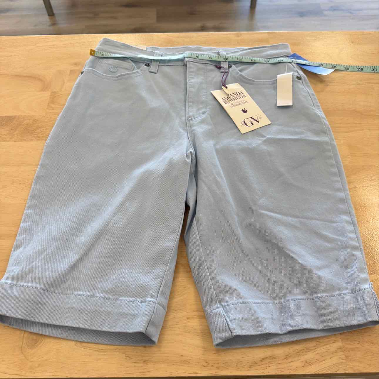 Gloria Vanderbilt Women Size 6 Blue New Shorts