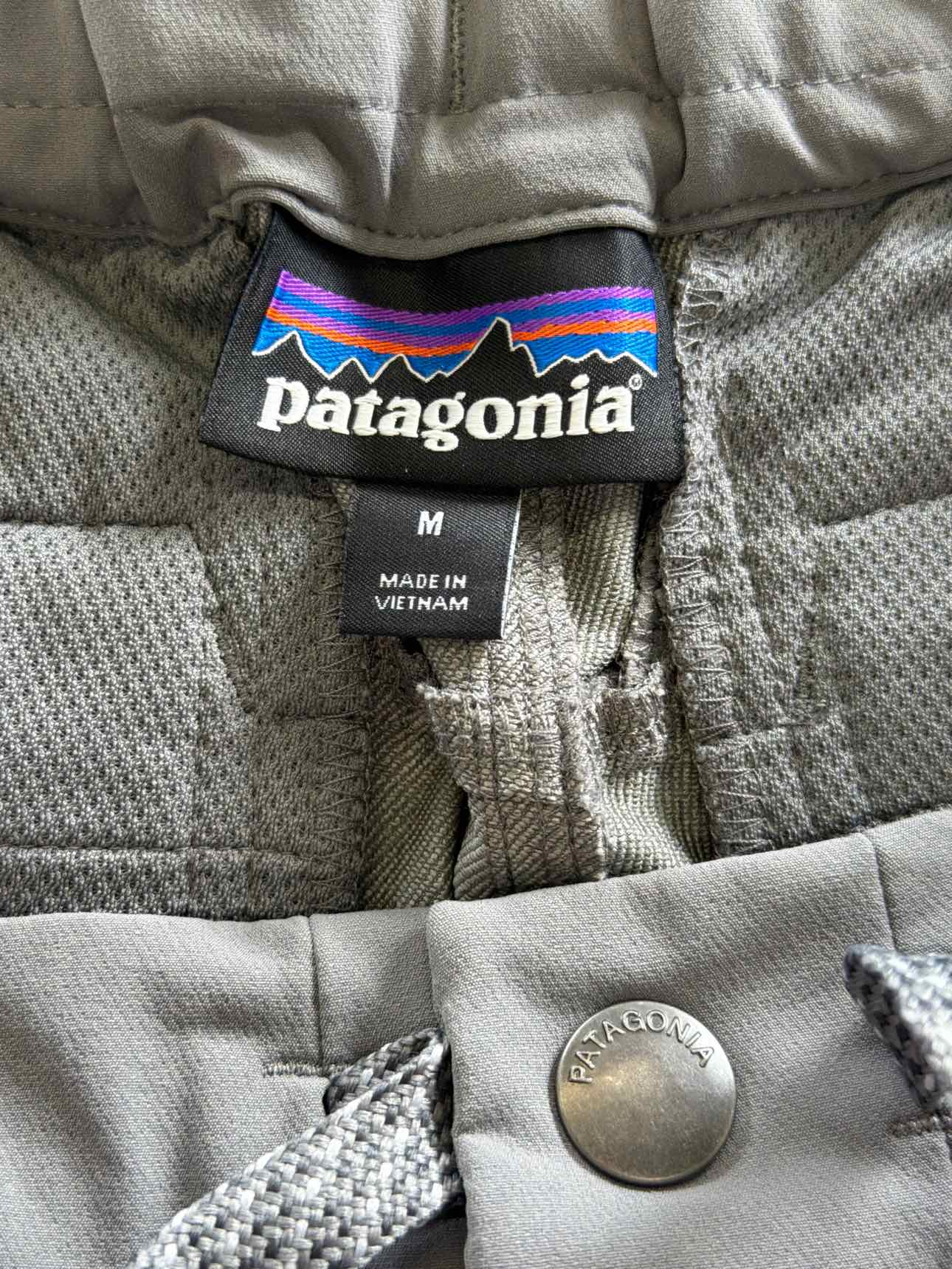 Pantagonia Size M Gray MENS Pants