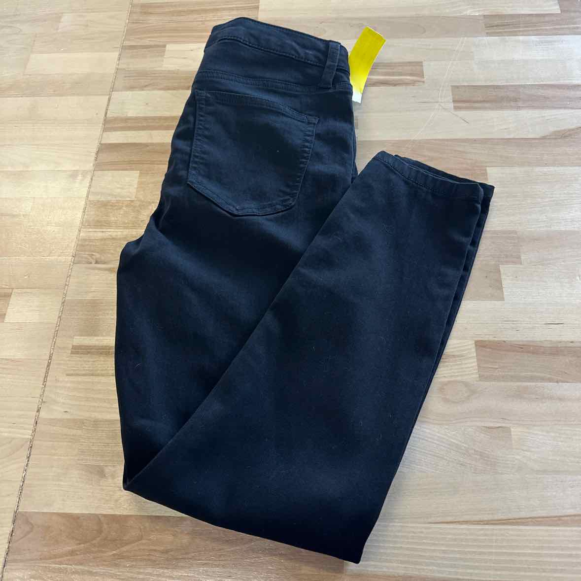 Celebrity pink Size 9 Mid Rise Skinny Ankle Jeans - Black Rinse
