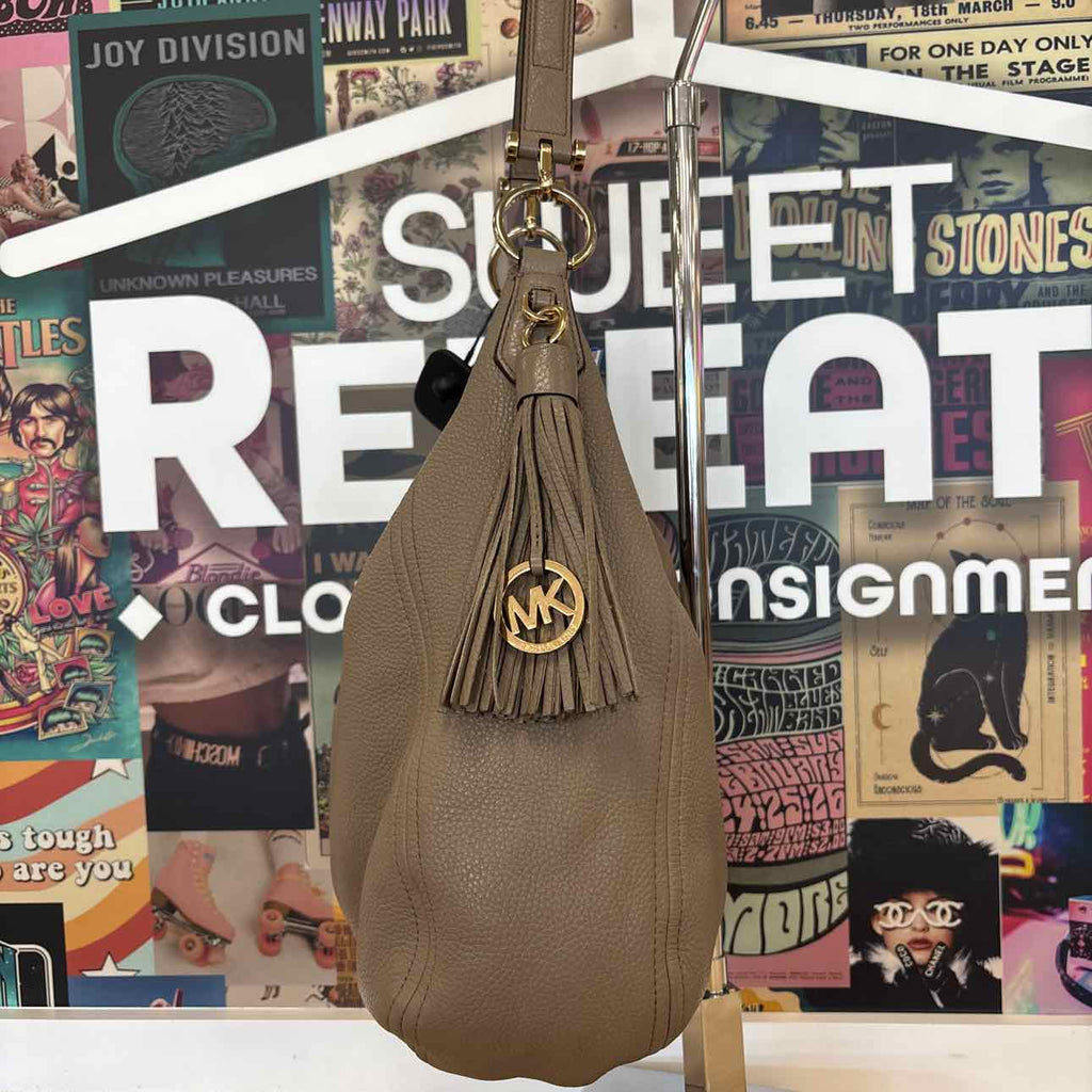 Michael Kors Taupe Pebbled Leather Preloved Handbag