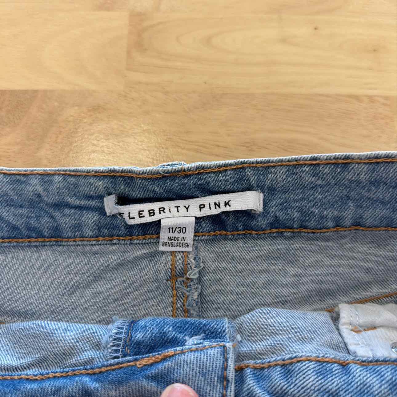 Celebrity pink Women Size 11 Blue New Shorts