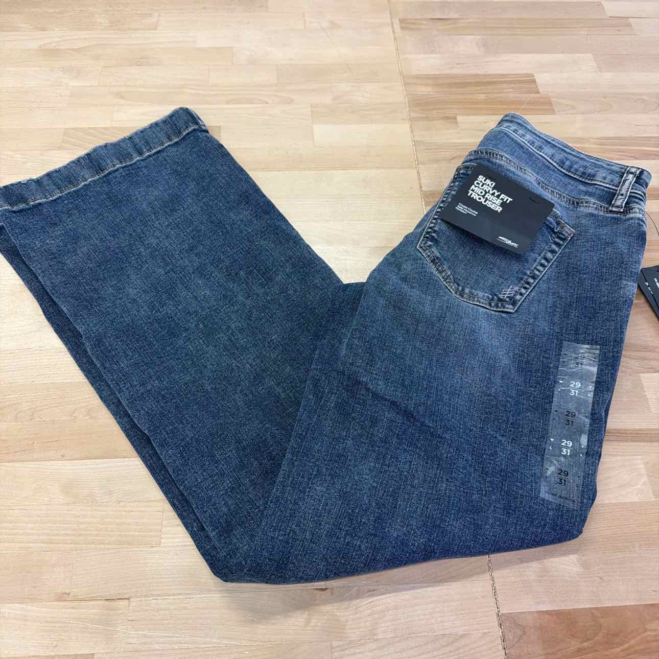 Women's Suki Mid Rise Trouser Leg Jeans