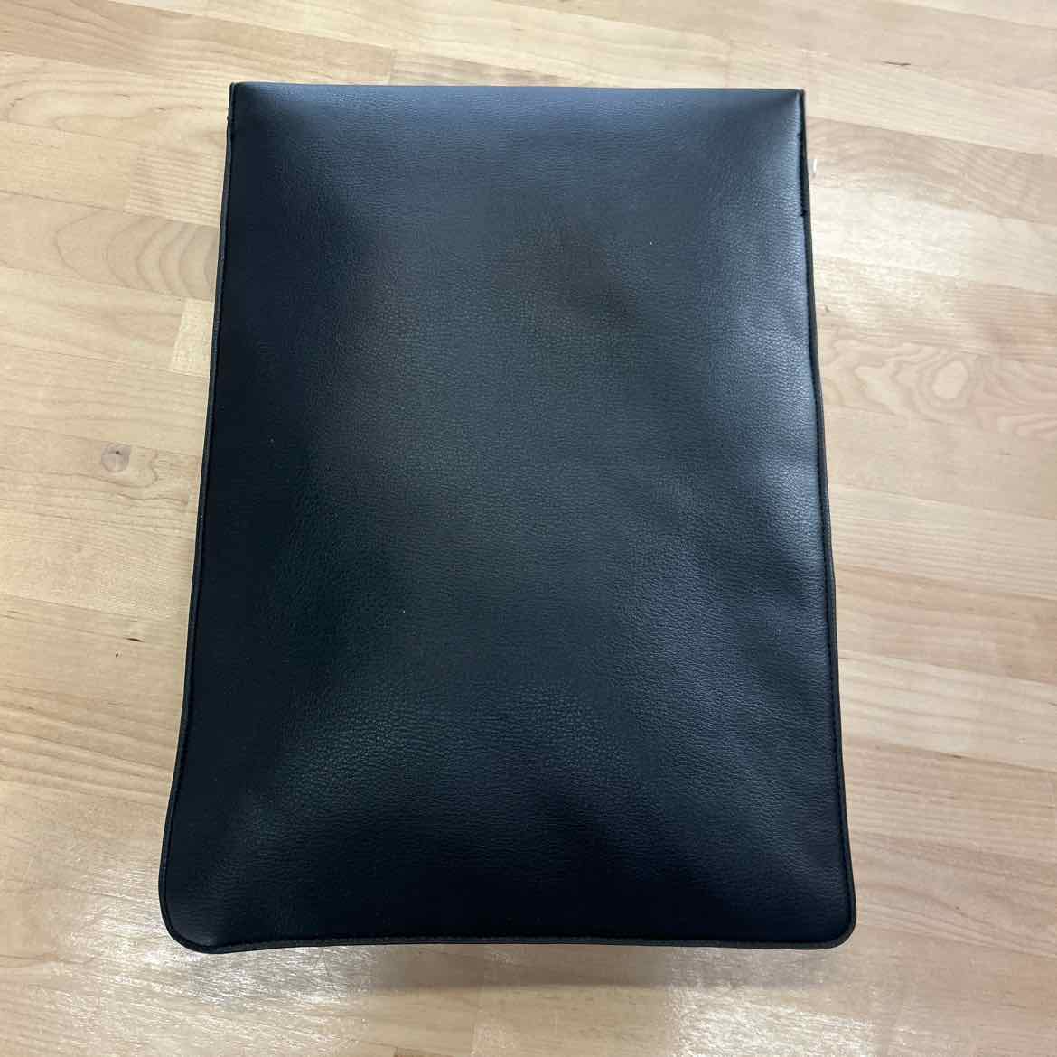 Madden Girl Black Handbag