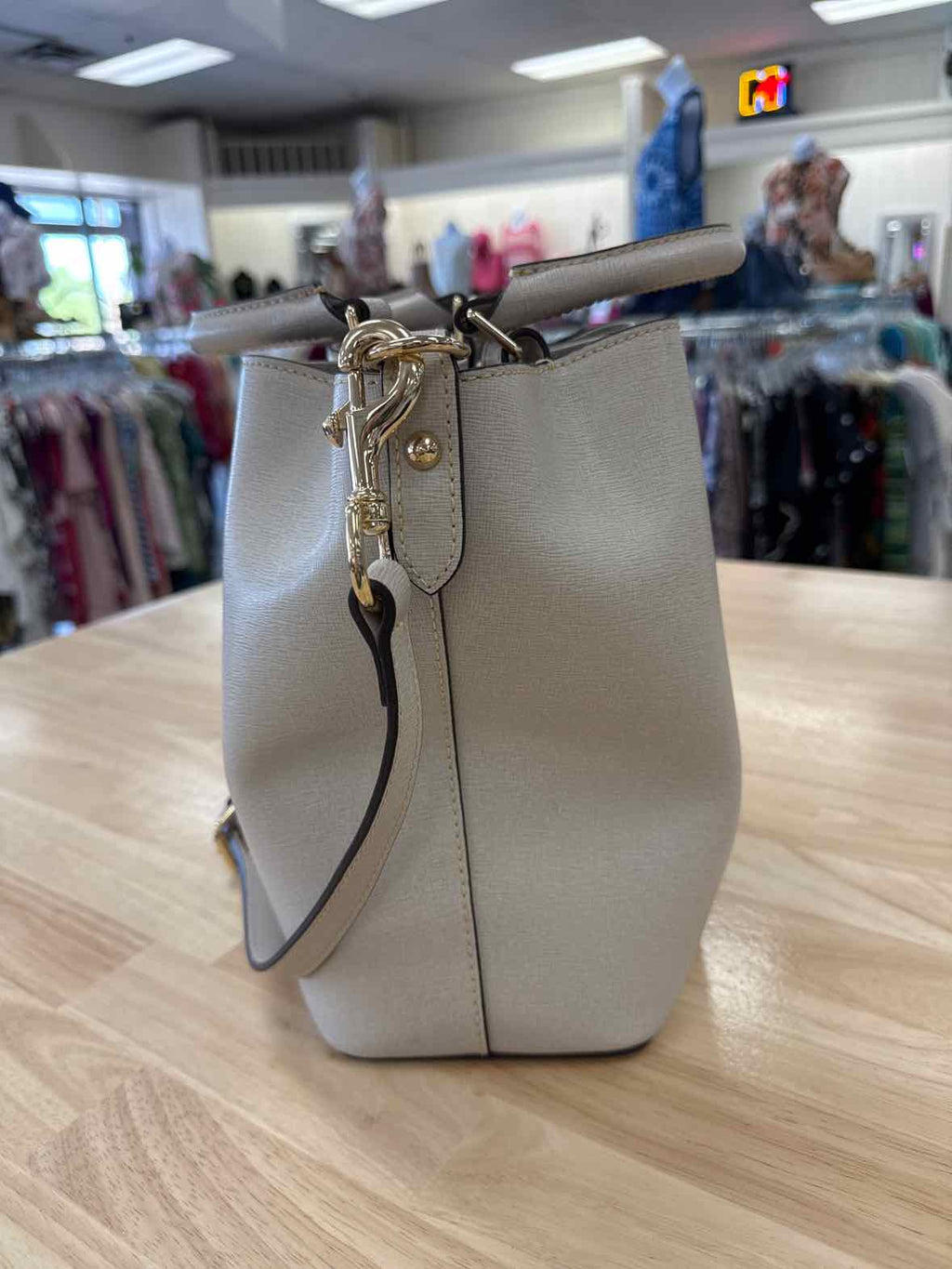 Dooney & Bourke Off White Purse