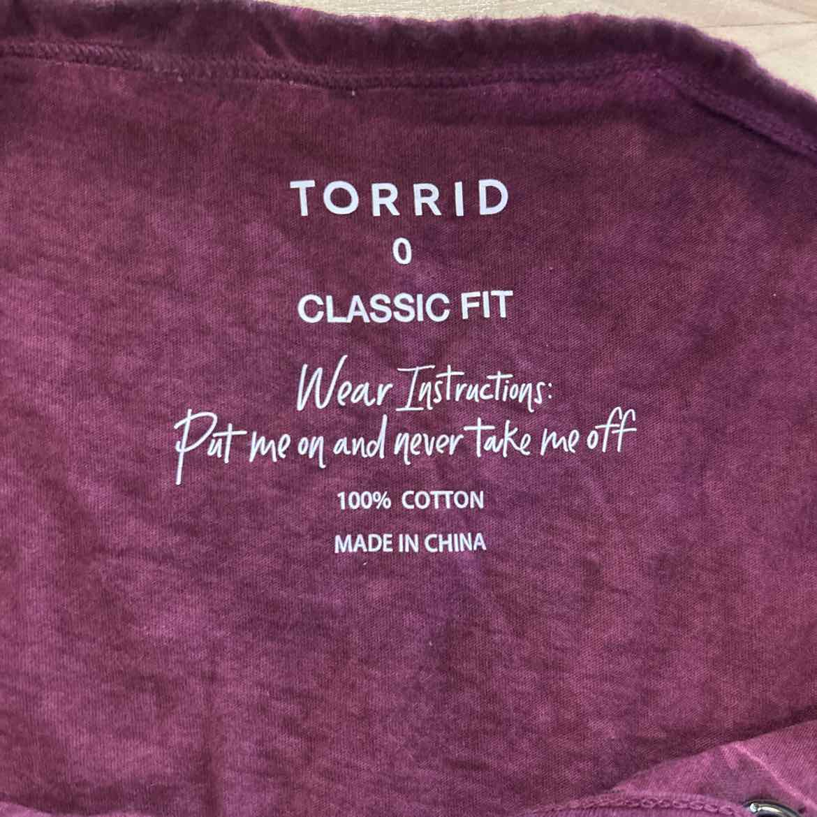 Torrid Size 0 Red Preloved Blouse SS