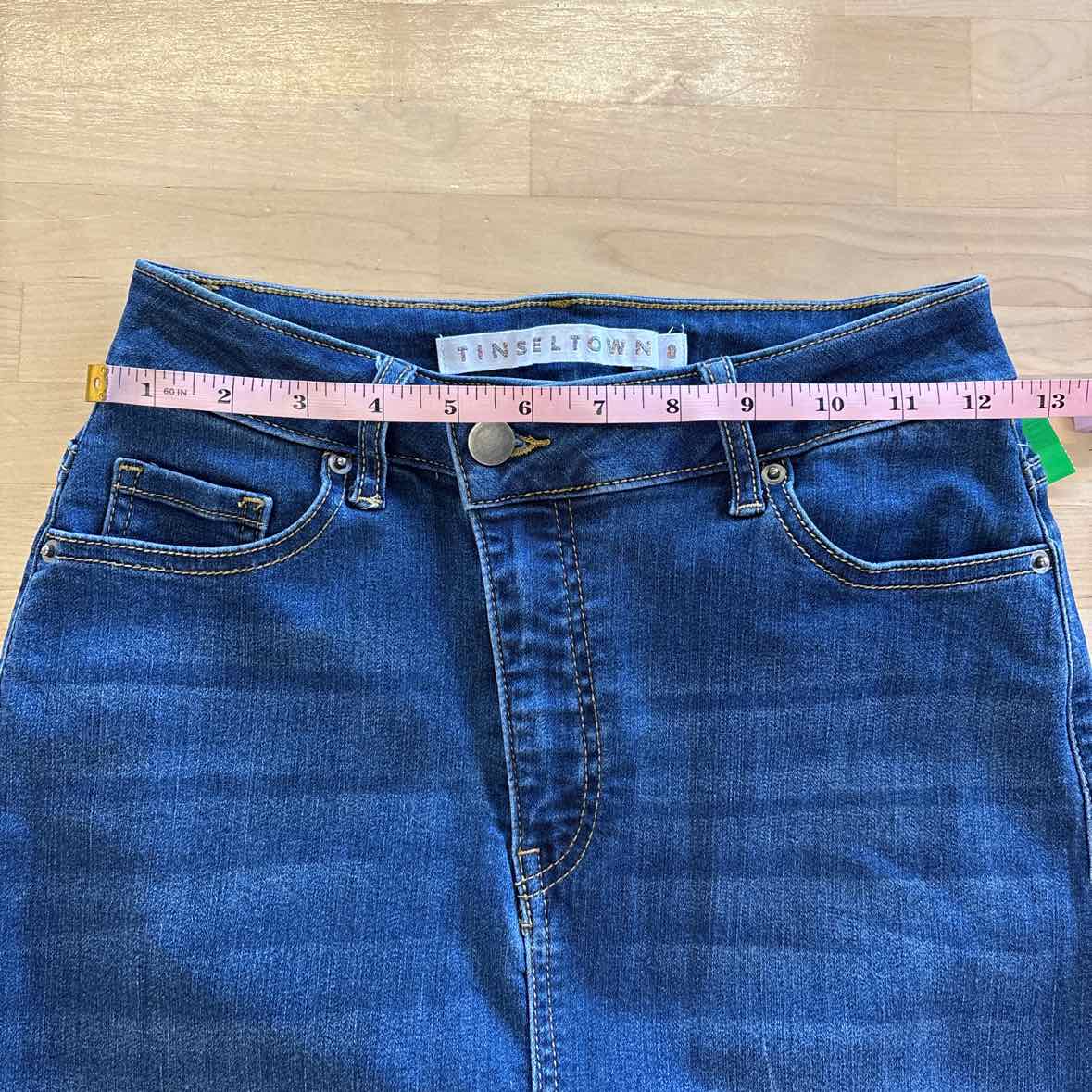TINSELTOWN Size 0 Blue Denim Preloved Skirt