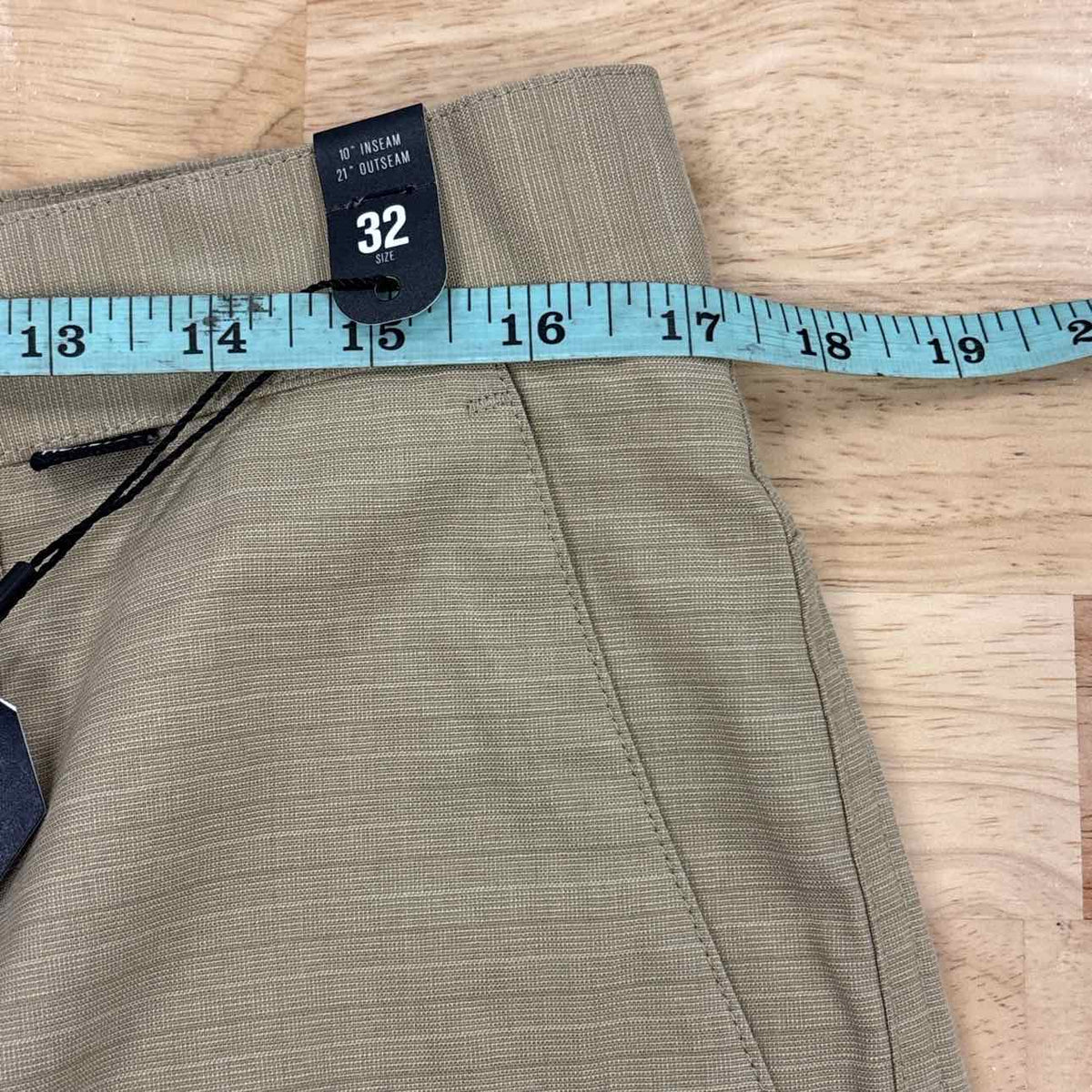 Hurley Men's Size 32 Men's Turner 21" Walk Shorts - Khaki