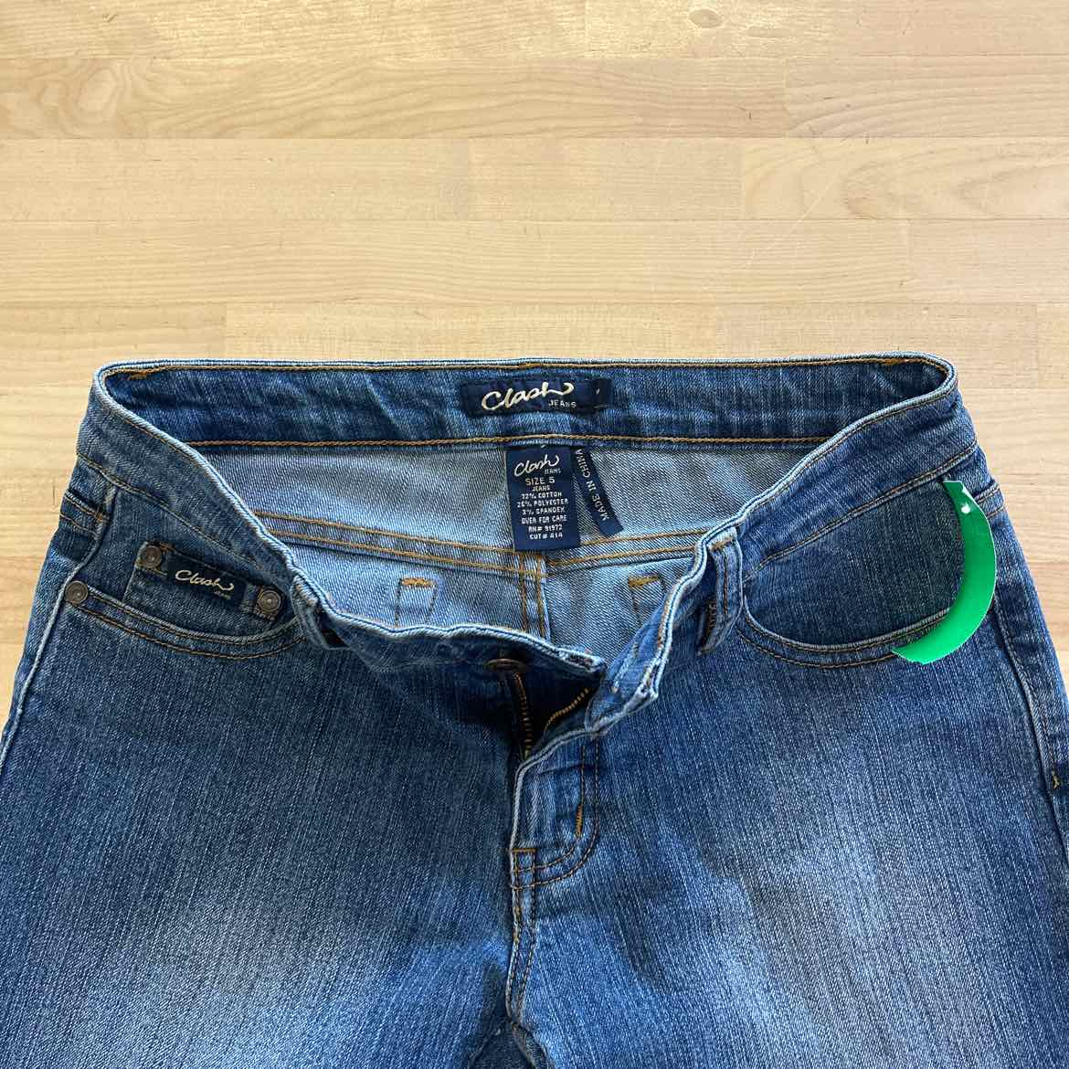 Clash Size 5 Blue Denim Preloved Capris