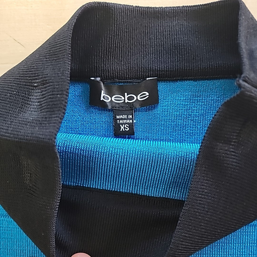 Bebe Size XS Blue/White Skirt