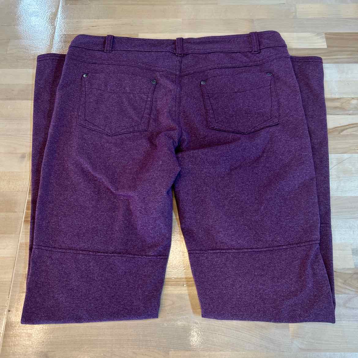 Athleta Size L Purple Preloved Athletic Pants