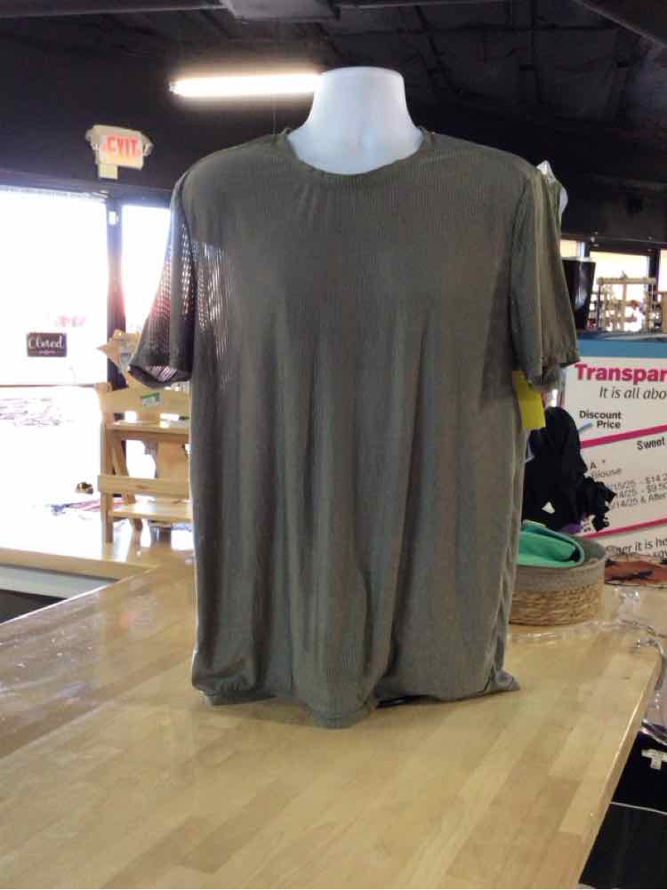 spyder Size M/L Gray MENS Athletic Tee