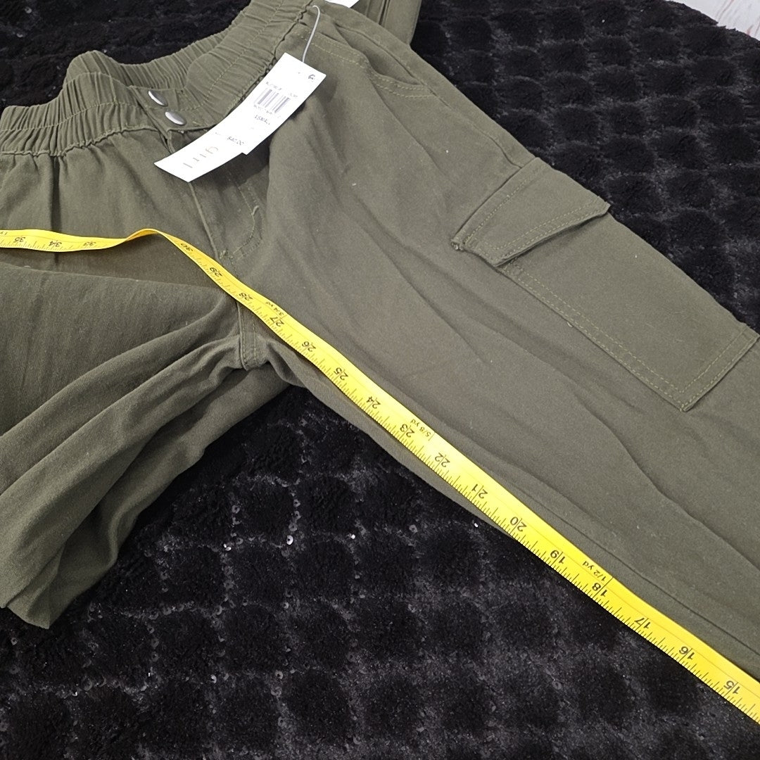 Madden Girl Size XS Green Pants