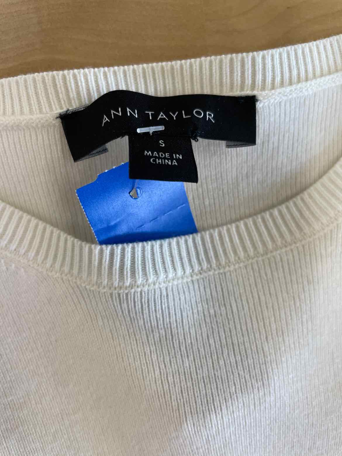 Ann Taylor Size S White Sweater