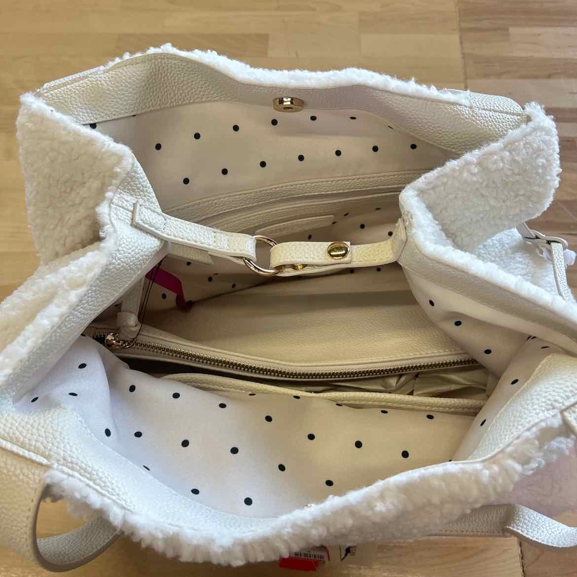 On 34th Jyyll Sherpa Medium Tote