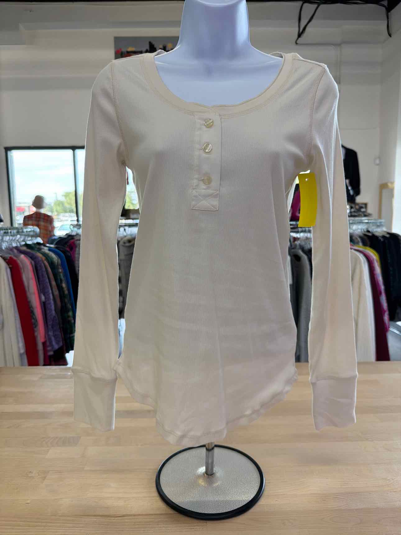 Ralph Lauren Size S Cream Longsleeve