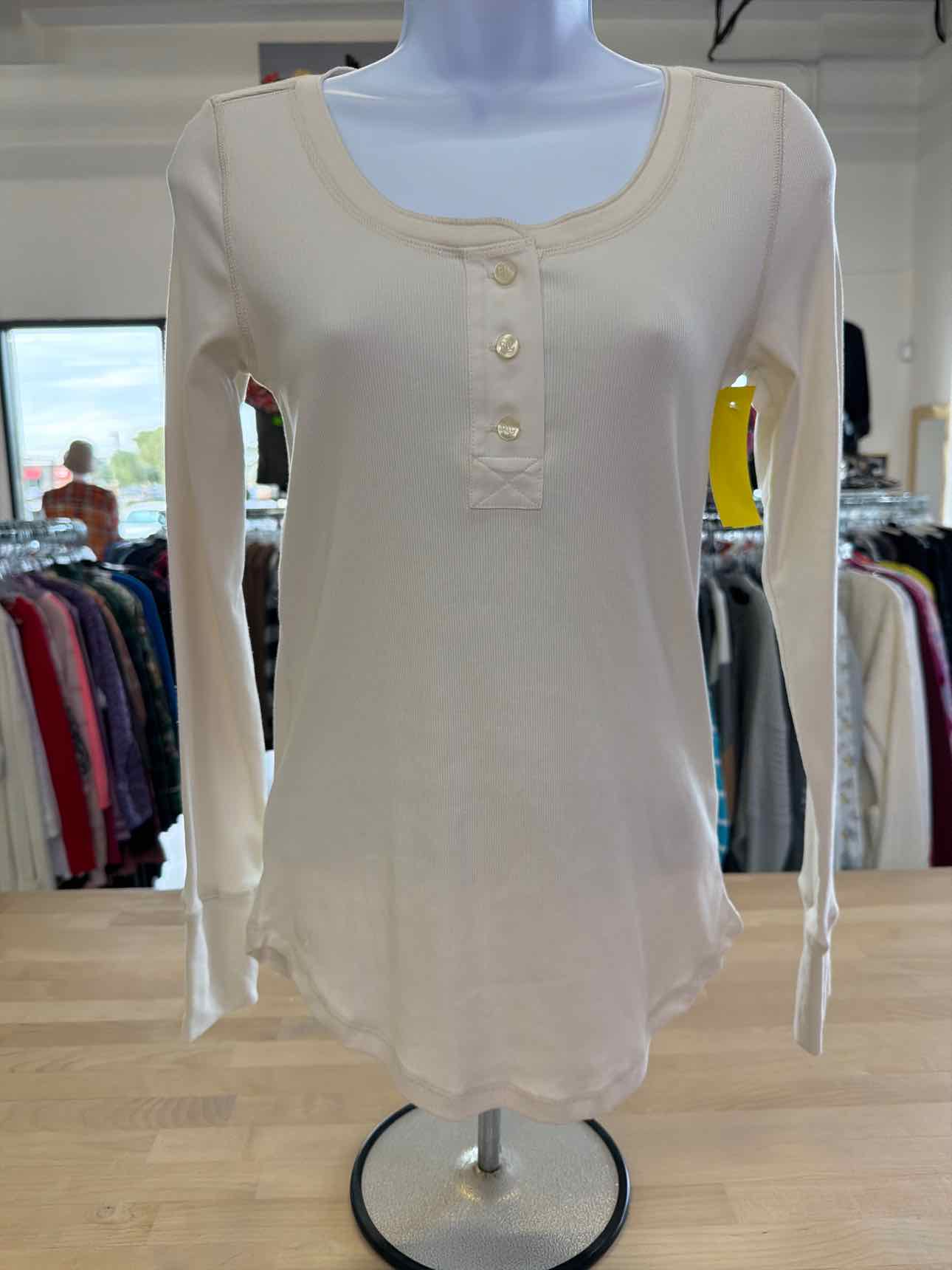 Ralph Lauren Size XS Cream Longsleeve