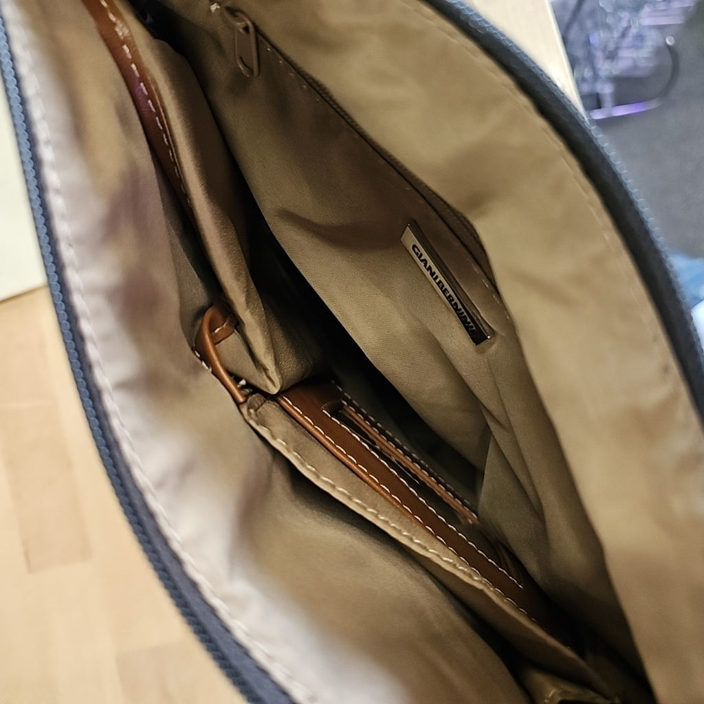 Giani Bernini Block Signature Crossbody