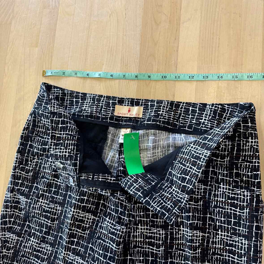 Sport Haley Size 8 Black White Preloved Athletic Shorts