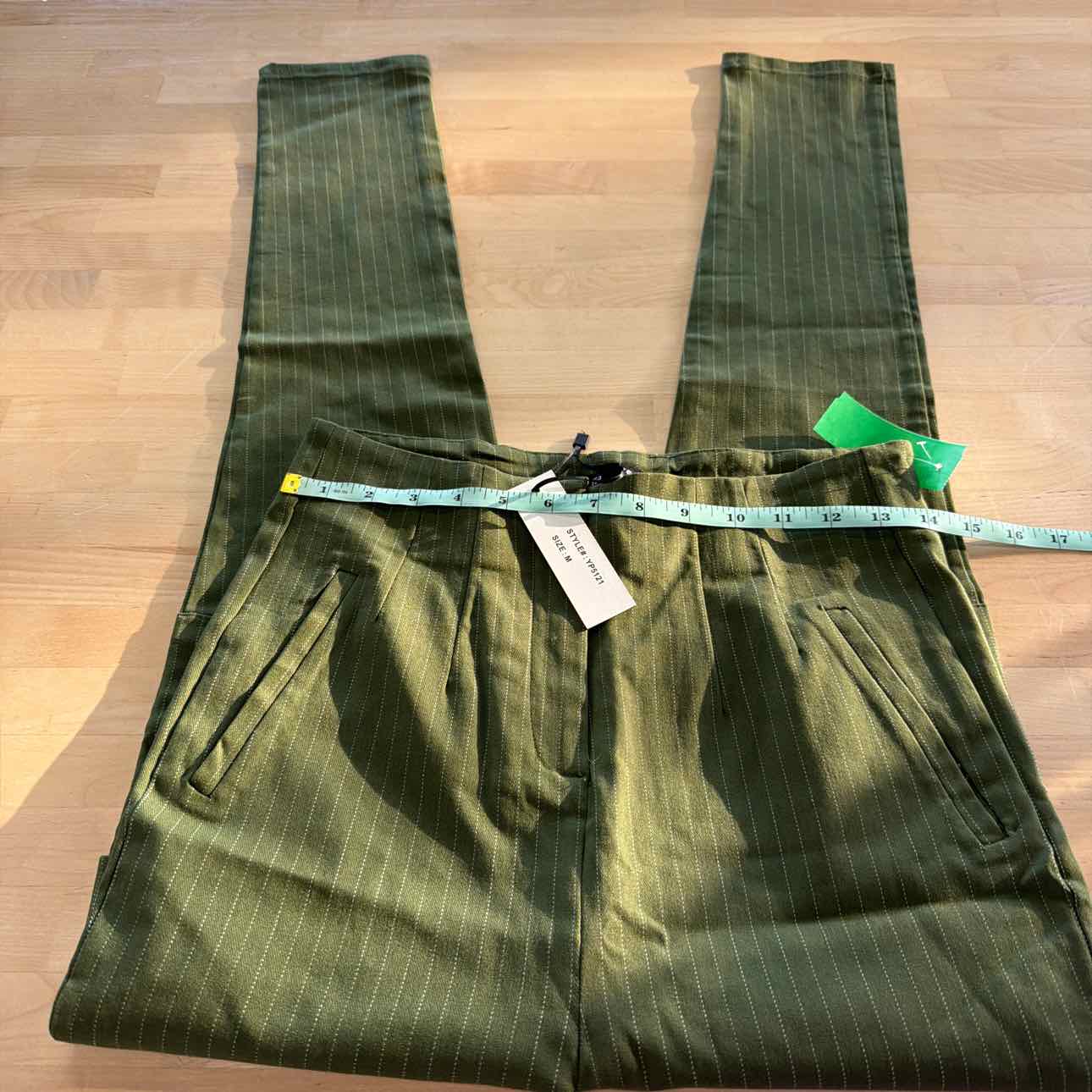 Chocolate Size M Green New Pants