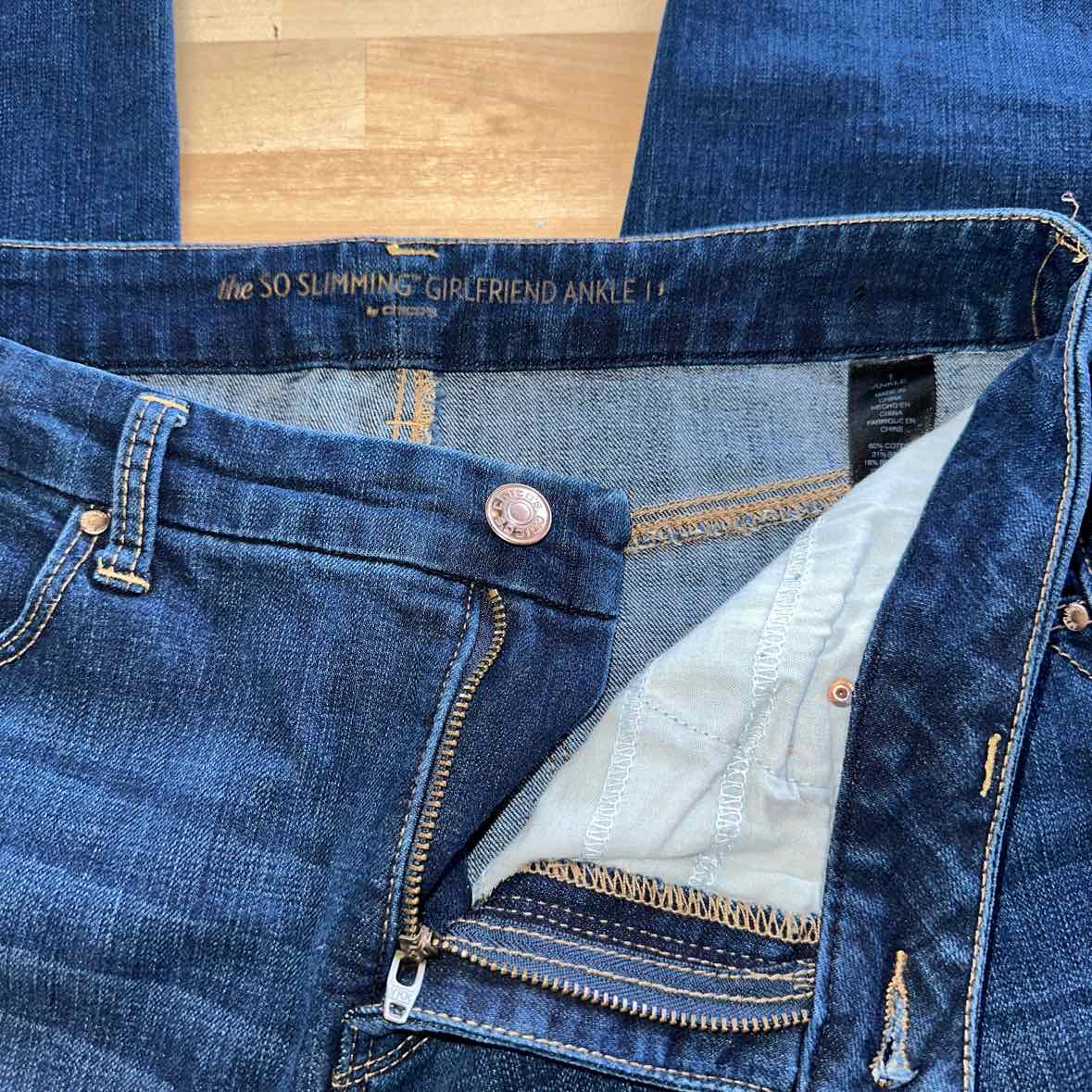 Chico's Size 1 (8) Blue Jeans