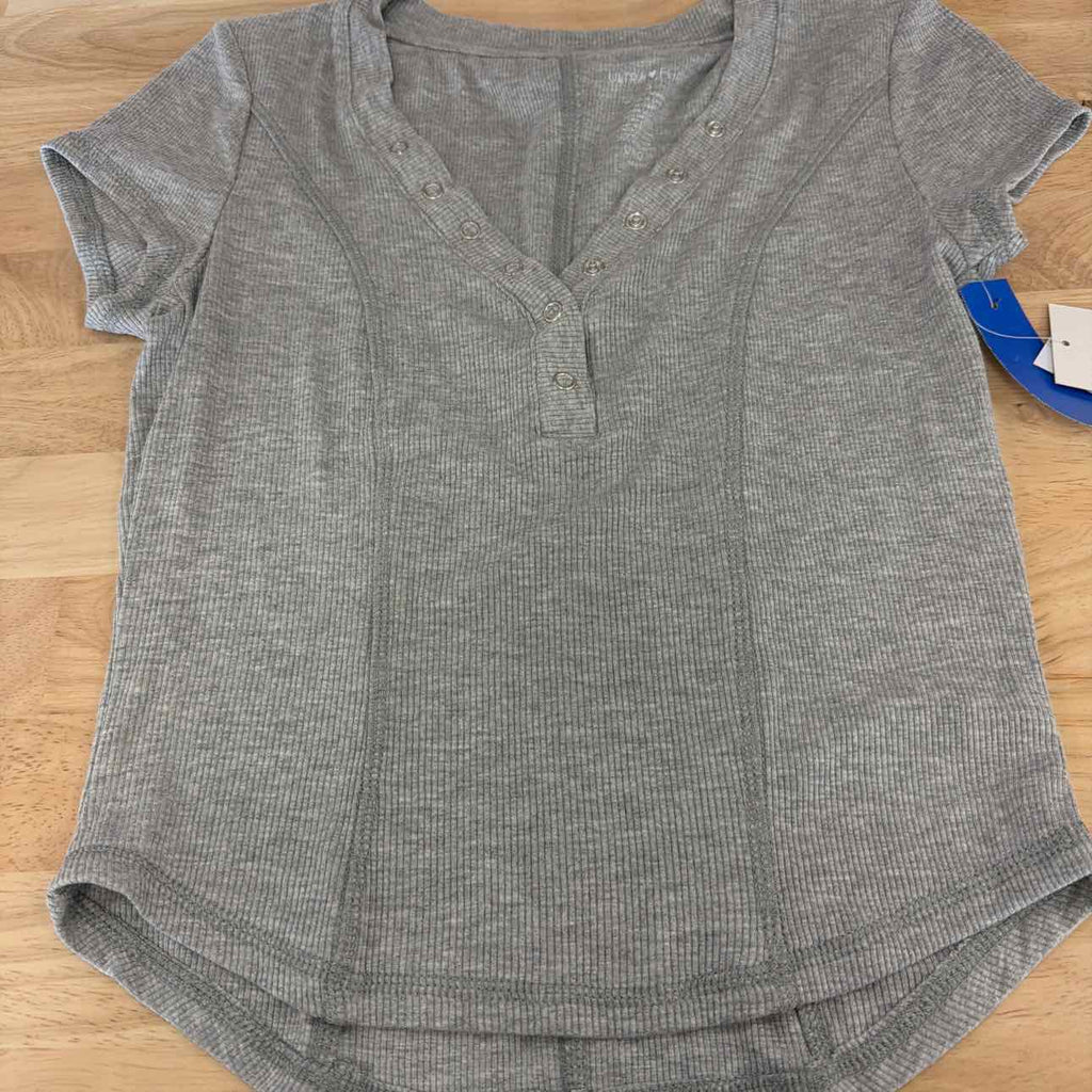 ultra flirt Size S Ribbed Cropped Henley Short Sleeve