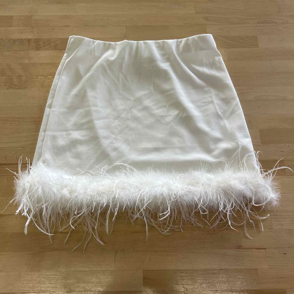 Thirty Thirty Size L White Preloved 2 pc Dress Set