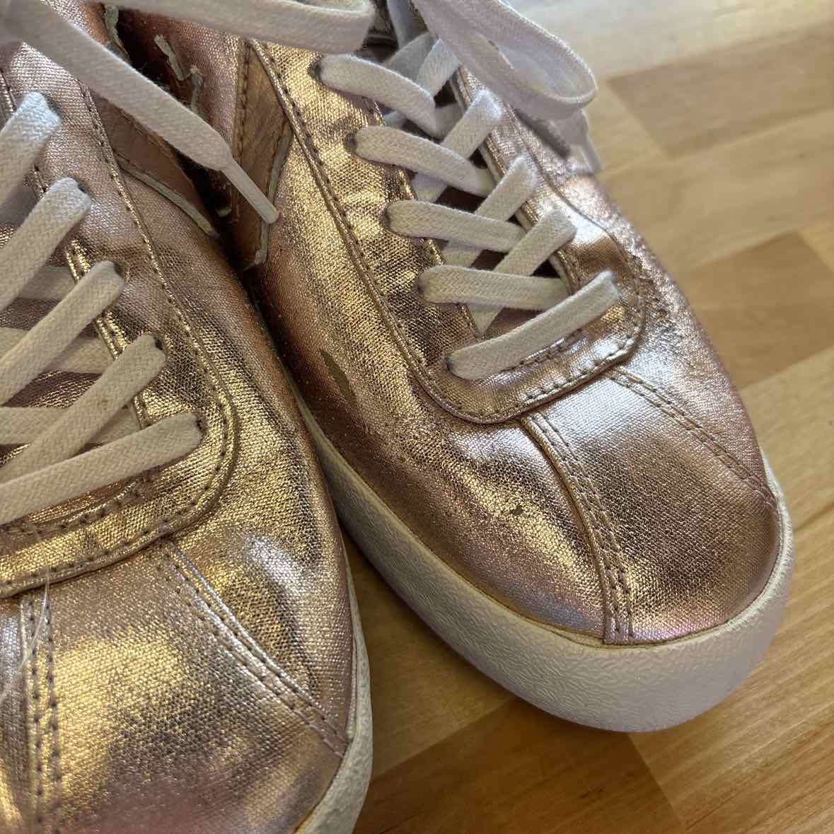 Converse Size 12 Pink Sneakers